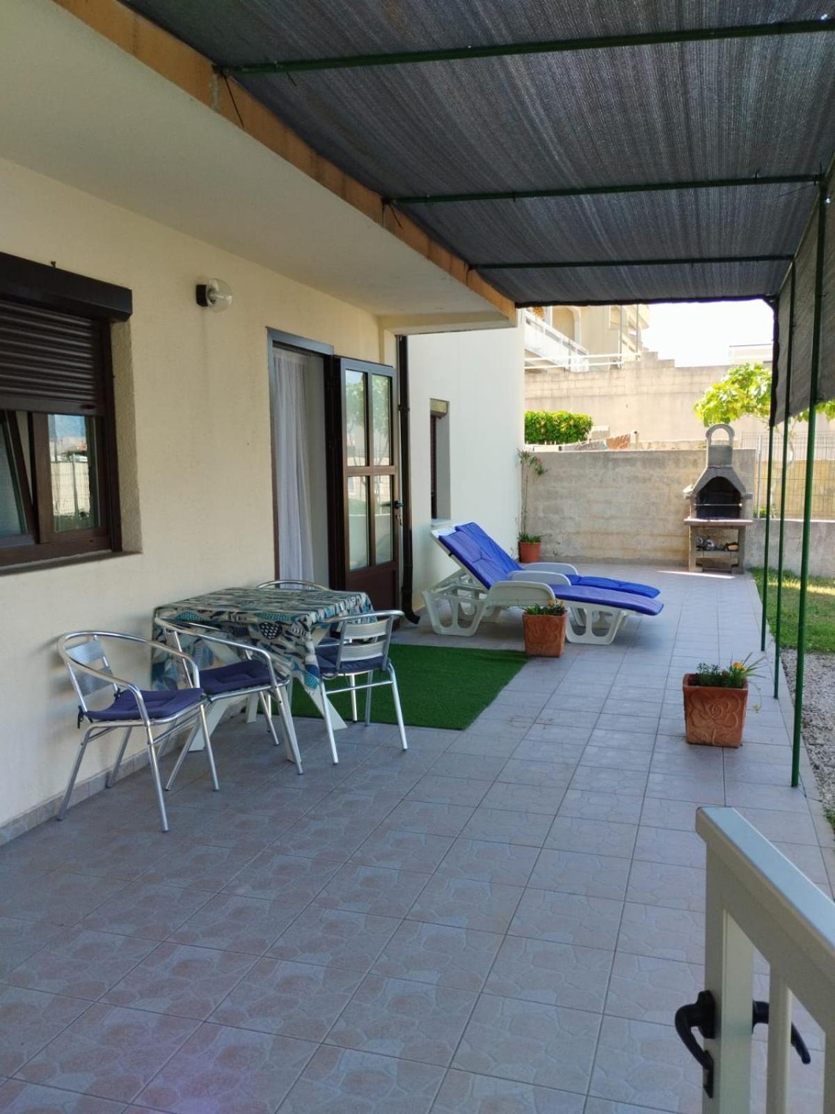Apartments Lucia Pag Town Exterior foto